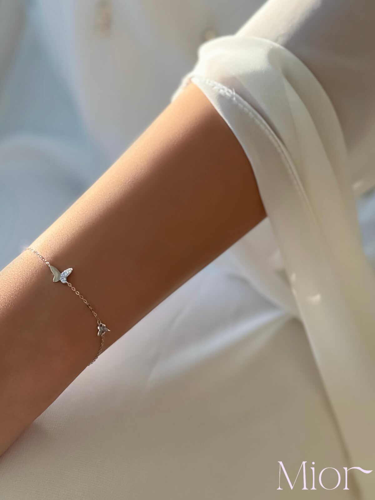 Dainty Butterfly Charm Chain Bracelet – Elegant 925 Sterling Silver Bracelet