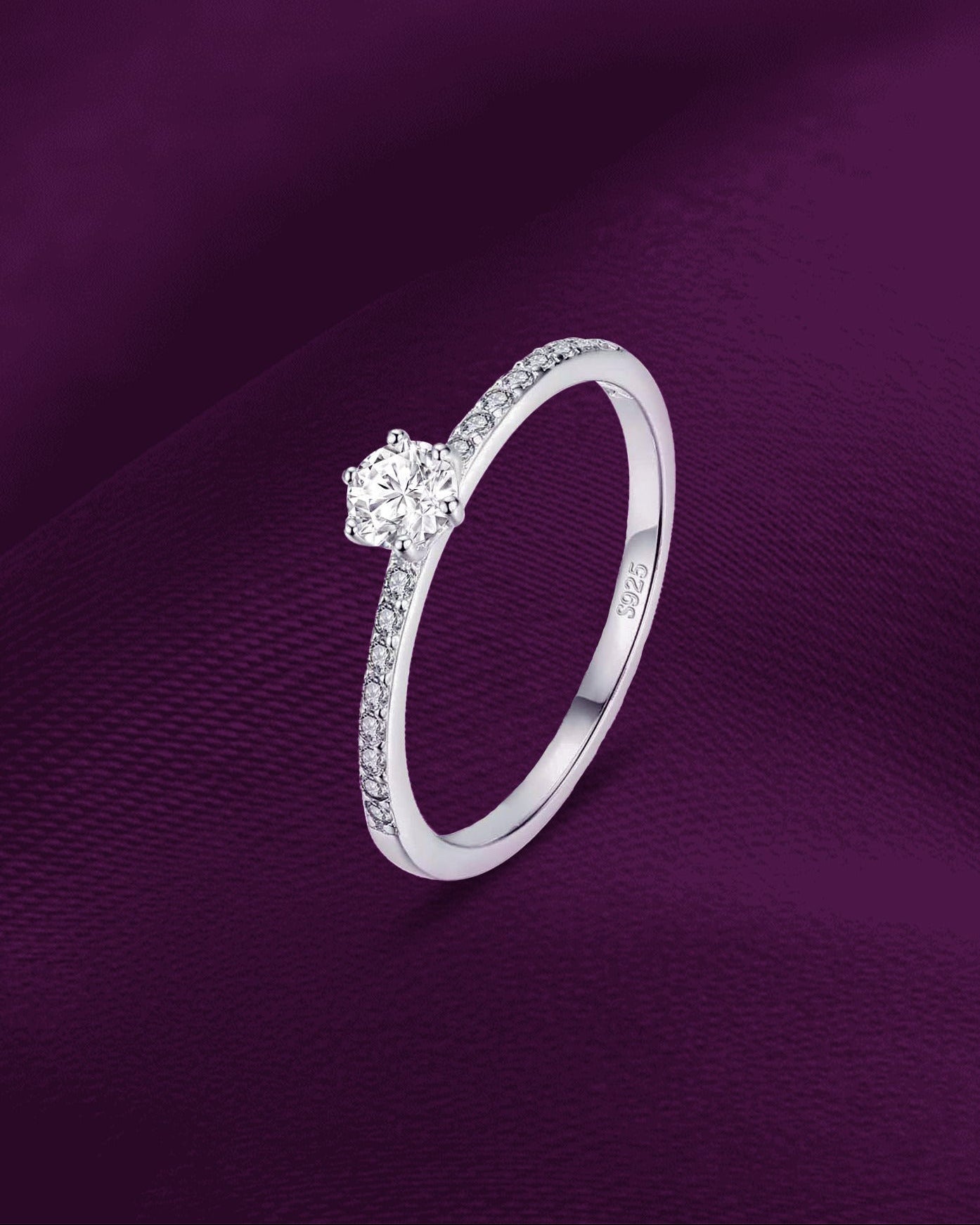 خاتم سوليتير Pavé فضة – أناقة متلألئة بفضة عيار 925